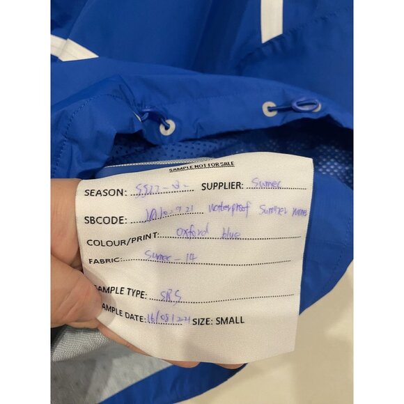 Sweaty Betty Jacket Womens Small Oxford Blue Waterproof Hooded Pullover Sample - Picture 4 of 5